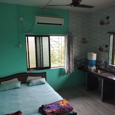Gulmohar Cottages - Home Stay In Alībāg Eksteriør bilde