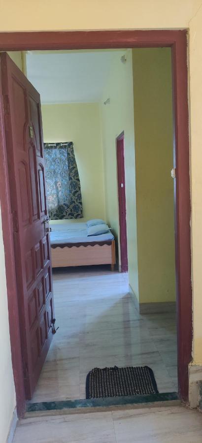 Gulmohar Cottages - Home Stay In Alībāg Eksteriør bilde