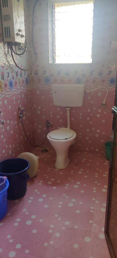 Gulmohar Cottages - Home Stay In Alībāg Eksteriør bilde