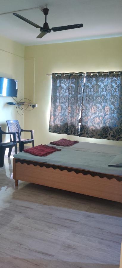 Gulmohar Cottages - Home Stay In Alībāg Eksteriør bilde