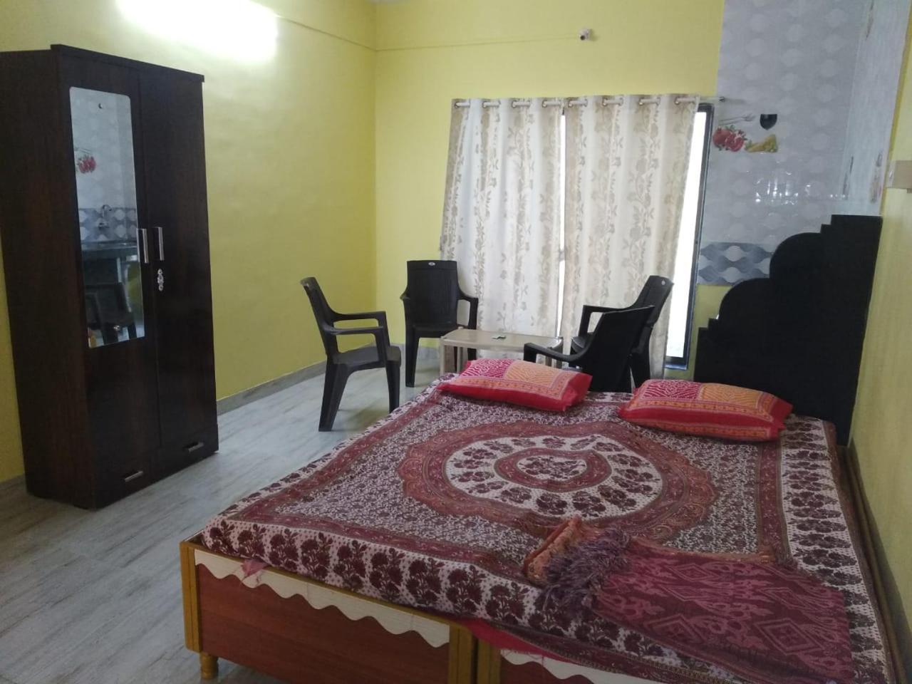 Gulmohar Cottages - Home Stay In Alībāg Eksteriør bilde